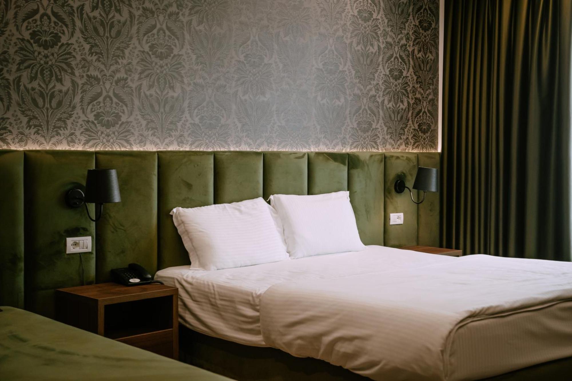 Albanian Star Hotel Kryemëdhej Extérieur photo