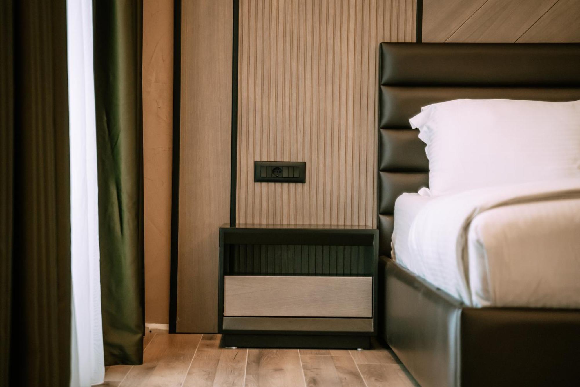 Albanian Star Hotel Kryemëdhej Extérieur photo