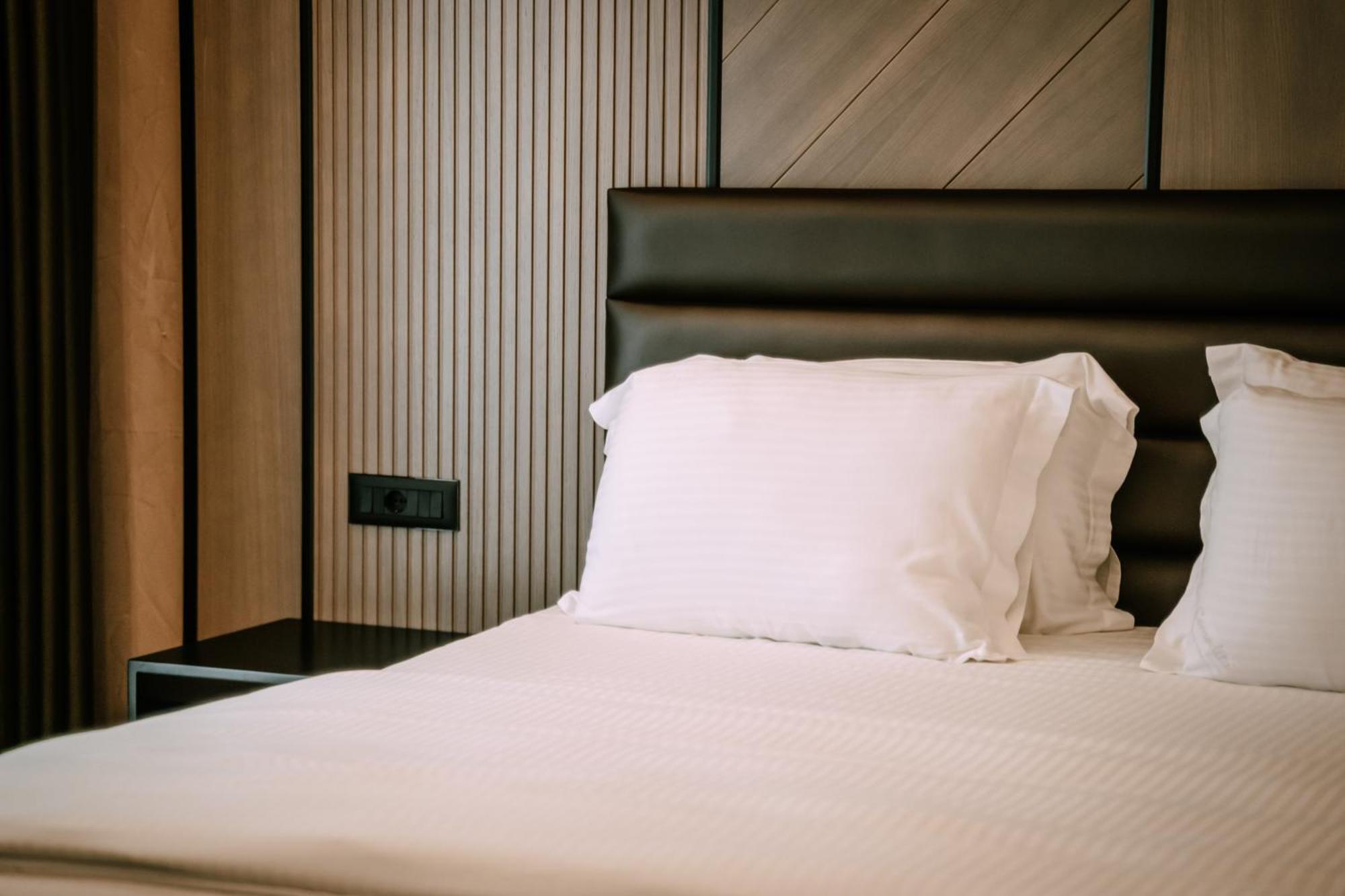 Albanian Star Hotel Kryemëdhej Extérieur photo