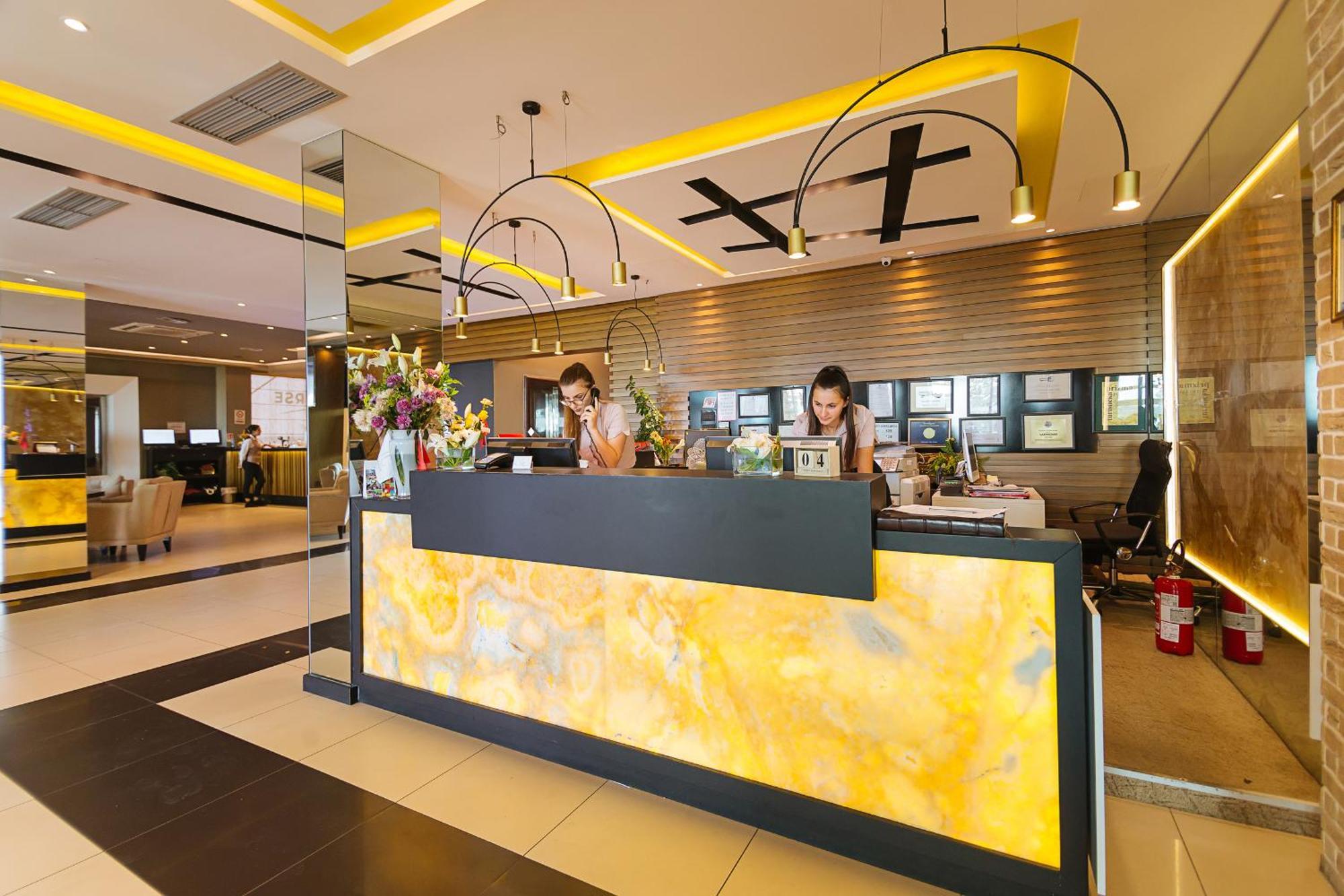 Albanian Star Hotel Kryemëdhej Extérieur photo