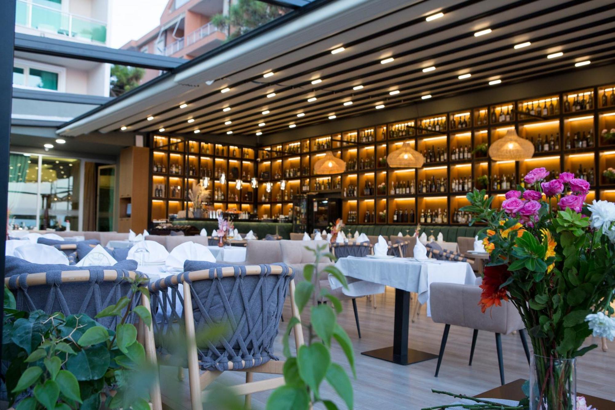 Albanian Star Hotel Kryemëdhej Extérieur photo