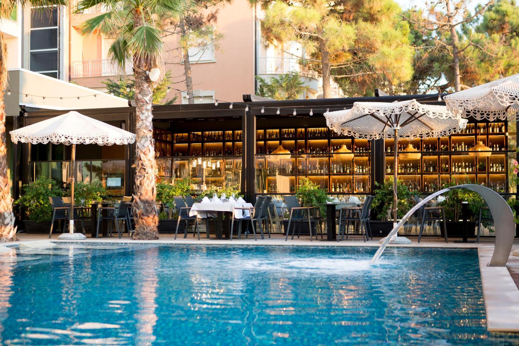 Albanian Star Hotel Kryemëdhej Extérieur photo
